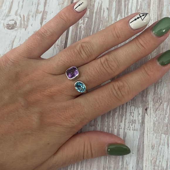 New, Authentic EFFY
Sterling Silver, Blue Topaz & Amethyst Open Ring Sz 7 - Picture 13 of 17